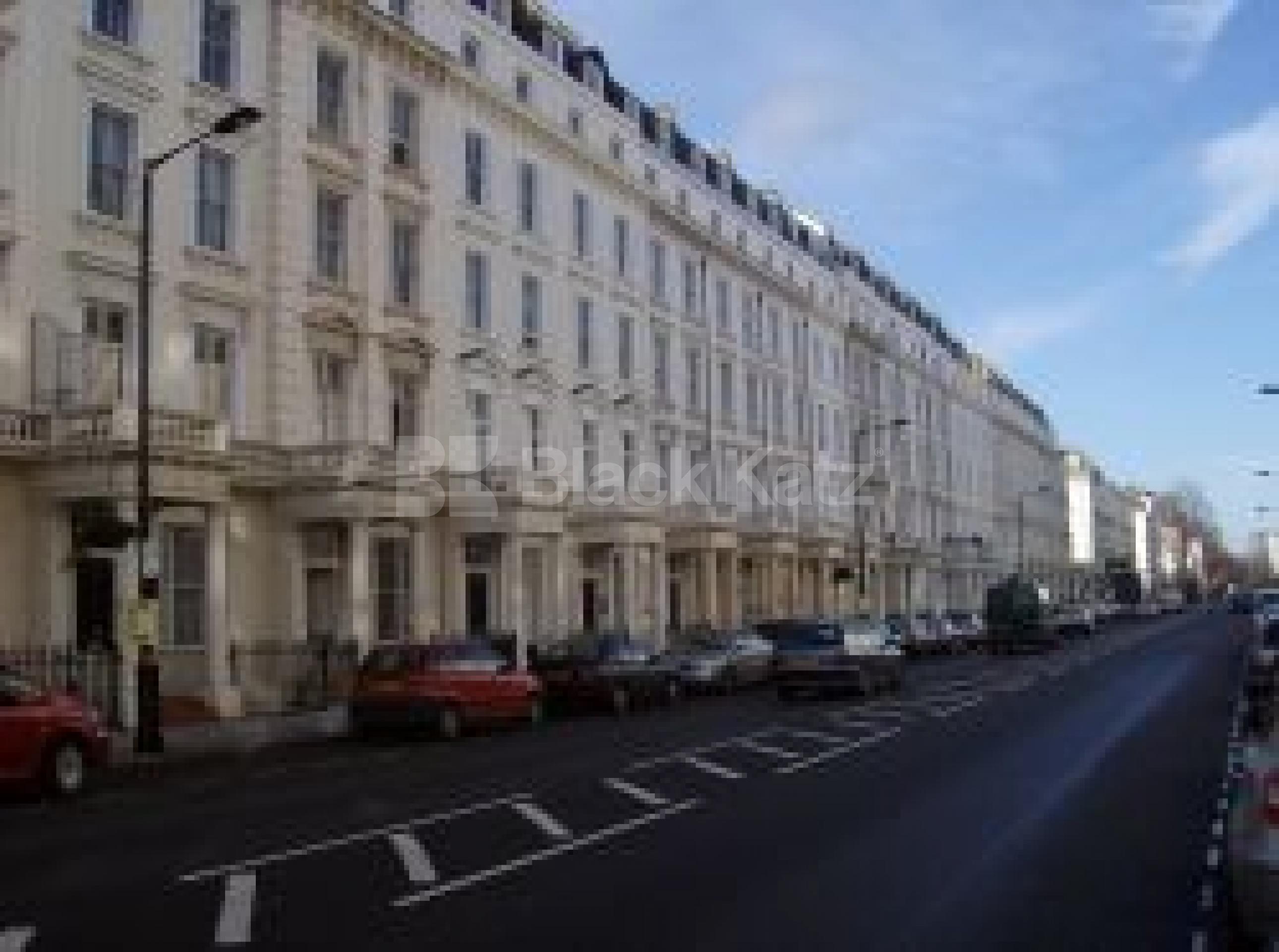 			LET, 1 Bedroom, 1 bath, 1 reception Flat			 Belgrave Road, Westminster SW1V